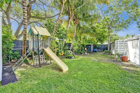2730 Scott Street Hollywood FL 33020