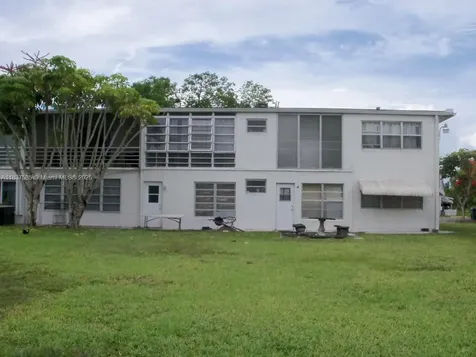 165 NE 203rd Terrace Miami Gardens FL 33179