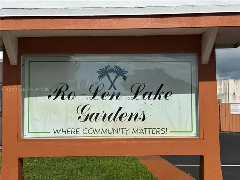 920 SW 11th Avenue Hallandale Beach FL 33009
