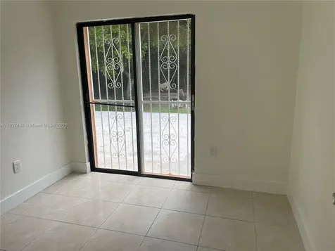 320 E 58th Street Hialeah FL 33013