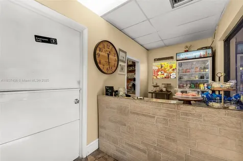 516 NW 57th Avenue Miami FL 33126