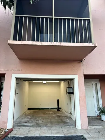 9850 Hammocks Boulevard Miami FL 33196