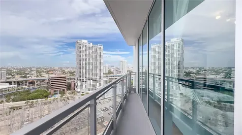 90 SW 3rd Street Miami FL 33130