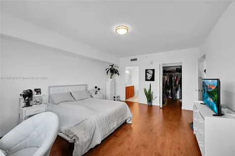 36 NW 6th Avenue Miami FL 33128