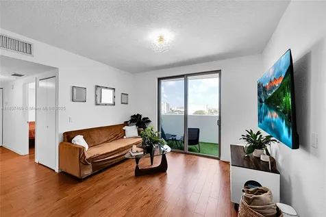 36 NW 6th Avenue Miami FL 33128