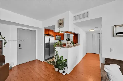36 NW 6th Avenue Miami FL 33128
