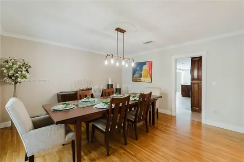 8501 SW 72nd Terrace Miami FL 33143