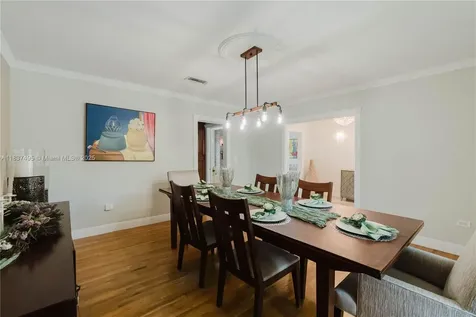 8501 SW 72nd Terrace Miami FL 33143