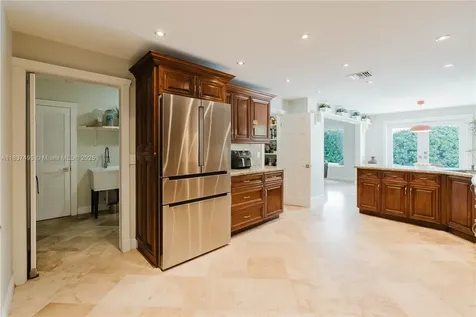 8501 SW 72nd Terrace Miami FL 33143