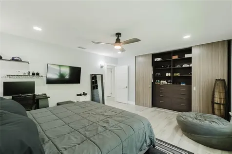 8501 SW 72nd Terrace Miami FL 33143