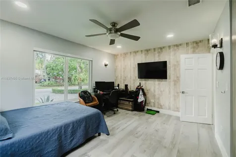 8501 SW 72nd Terrace Miami FL 33143