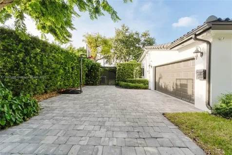 8501 SW 72nd Terrace Miami FL 33143