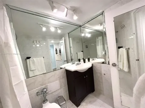 5445 Collins Avenue Miami Beach FL 33140