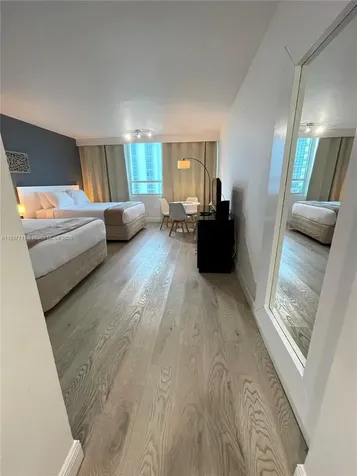5445 Collins Avenue Miami Beach FL 33140