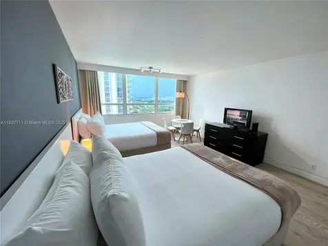 5445 Collins Avenue Miami Beach FL 33140