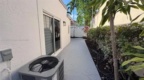 12239 NW 7th Street Miami FL 33182