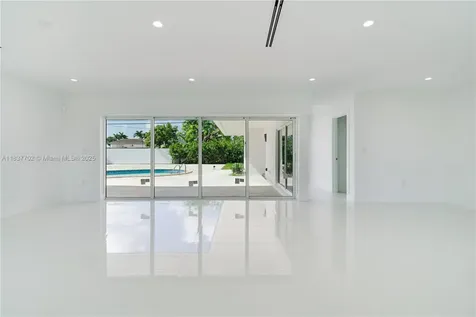 9800 SW 159th Street Miami FL 33157