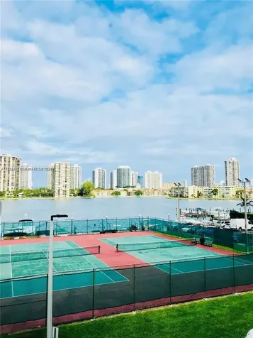 2780 NE 183rd Street Aventura FL 33160
