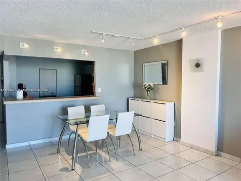 2780 NE 183rd Street Aventura FL 33160