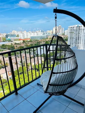2780 NE 183rd Street Aventura FL 33160
