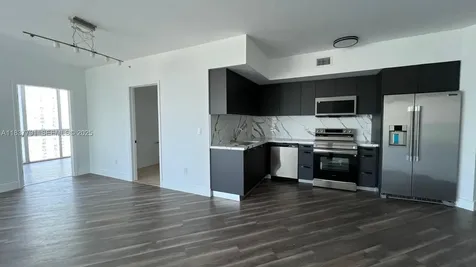 350 S Miami Avenue Miami FL 33130
