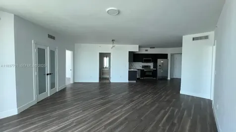 350 S Miami Avenue Miami FL 33130