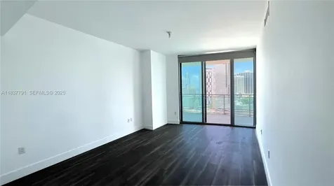 350 S Miami Avenue Miami FL 33130