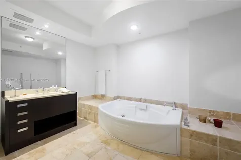 18201 Collins Avenue Sunny Isles Beach FL 33160