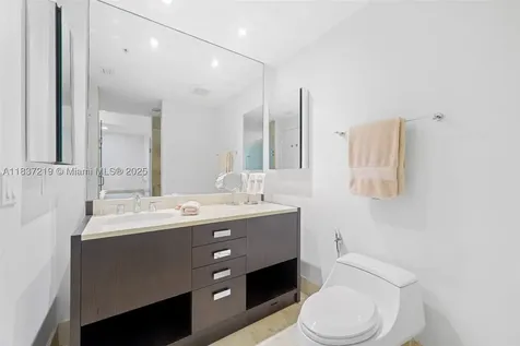 18201 Collins Avenue Sunny Isles Beach FL 33160