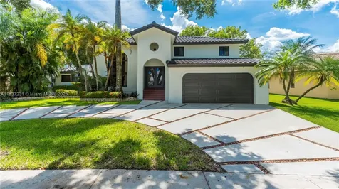 6421 Falconsgate Avenue Davie FL 33331