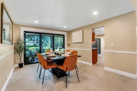 6421 Falconsgate Avenue Davie FL 33331