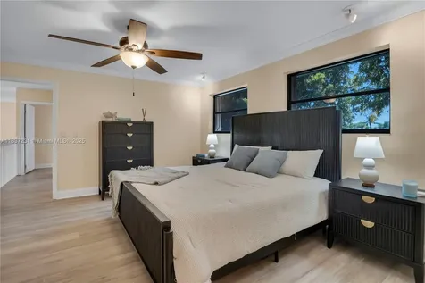 6421 Falconsgate Avenue Davie FL 33331