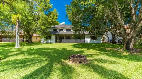 6421 Falconsgate Avenue Davie FL 33331