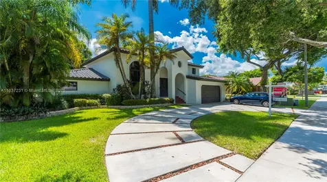6421 Falconsgate Avenue Davie FL 33331