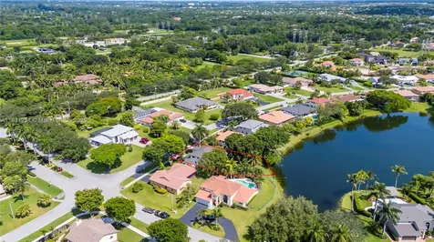 6421 Falconsgate Avenue Davie FL 33331