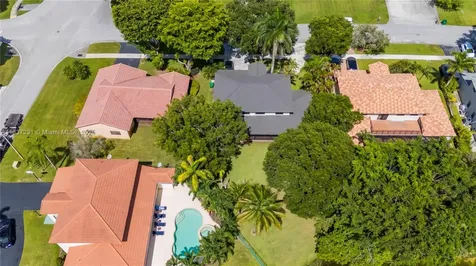6421 Falconsgate Avenue Davie FL 33331