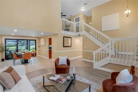 6421 Falconsgate Avenue Davie FL 33331