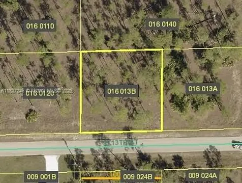 2005 E 13th Street Lehigh Acres FL 33971