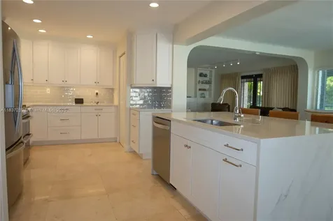 10111 SW 66th Street Miami FL 33173