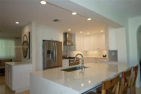 10111 SW 66th Street Miami FL 33173