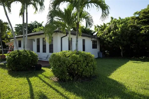 10111 SW 66th Street Miami FL 33173