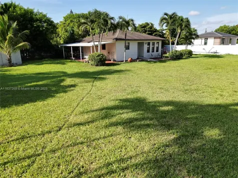 10111 SW 66th Street Miami FL 33173