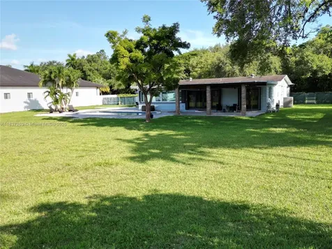 10111 SW 66th Street Miami FL 33173