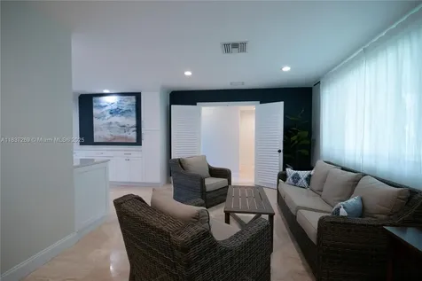 10111 SW 66th Street Miami FL 33173