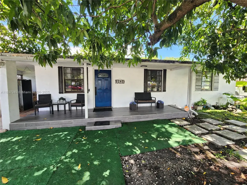 3521 E 8th Avenue Hialeah FL 33013