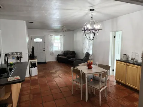 3521 E 8th Avenue Hialeah FL 33013