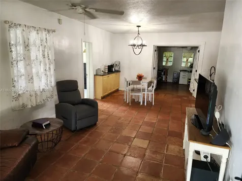 3521 E 8th Avenue Hialeah FL 33013
