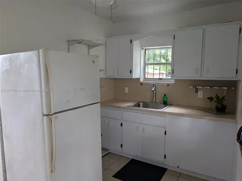 3521 E 8th Avenue Hialeah FL 33013