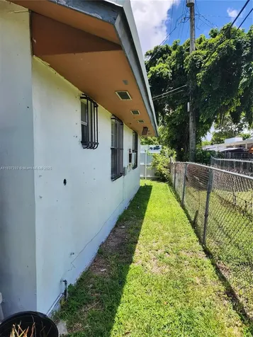 3521 E 8th Avenue Hialeah FL 33013