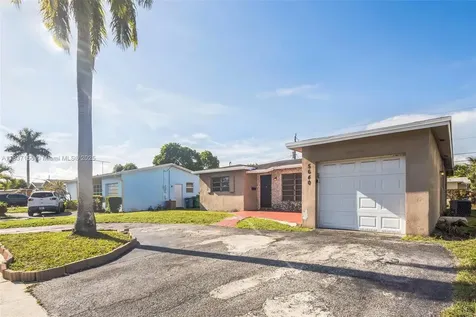 5640 NW 13th Court Lauderhill FL 33313